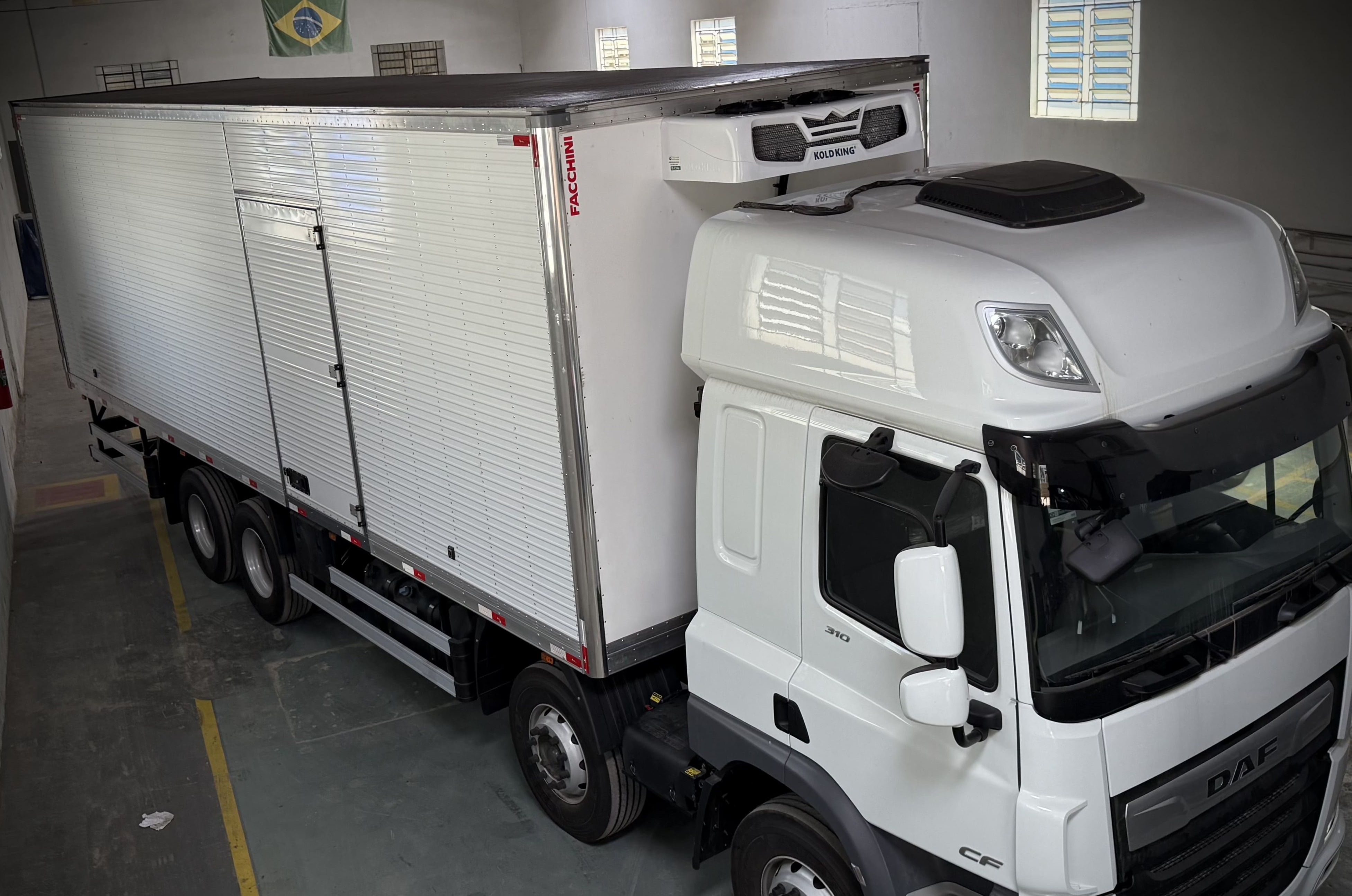 EQUIPAMENTOS-PAG11-2.Album de fotos 2.jpeg